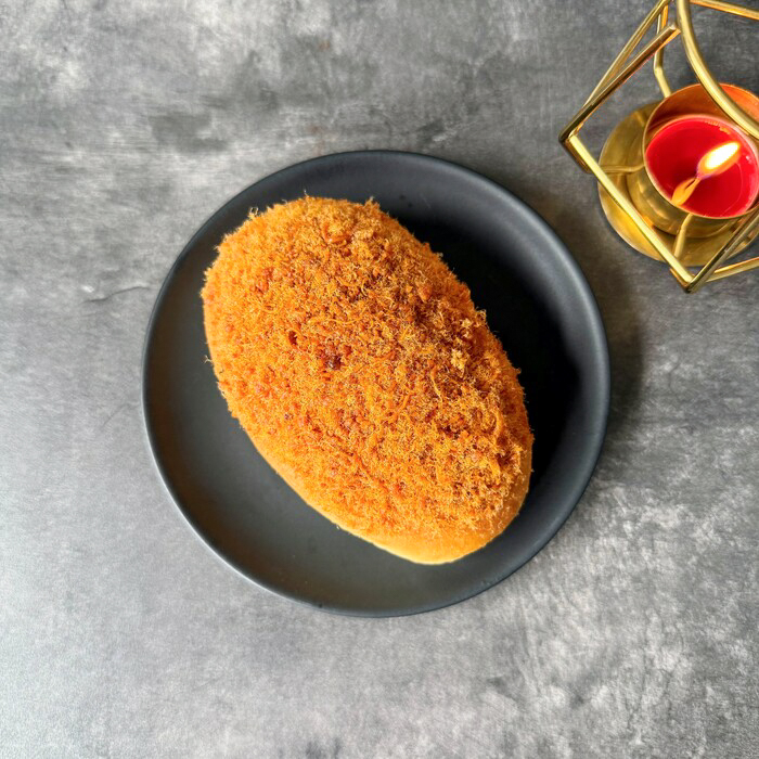 SPICY CHICKEN FLOSS BREAD (MIN 10 PIECES)
