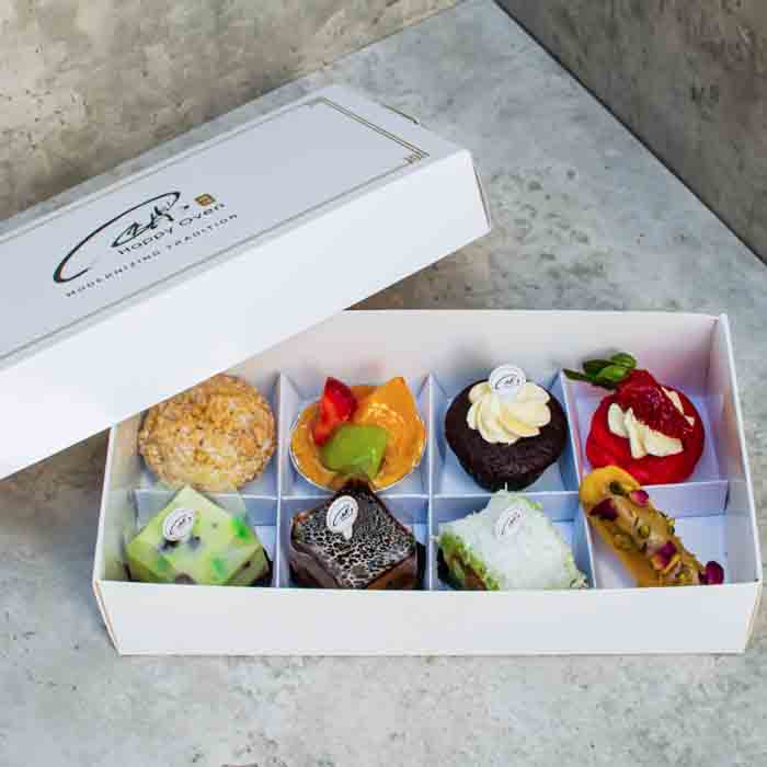 8 PIECES PREMIUM GIFT BOX (MIN 10 BOXES)