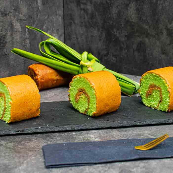 GULA MELAKA ROLL